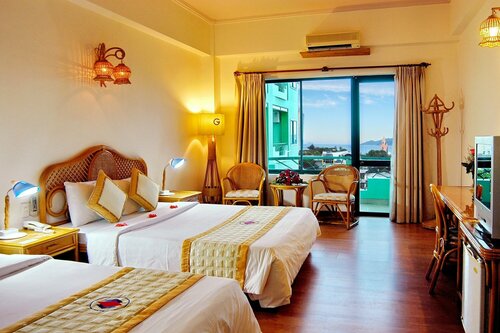 Гостиница Green Ant Hotel Nha Trang в Нячанге