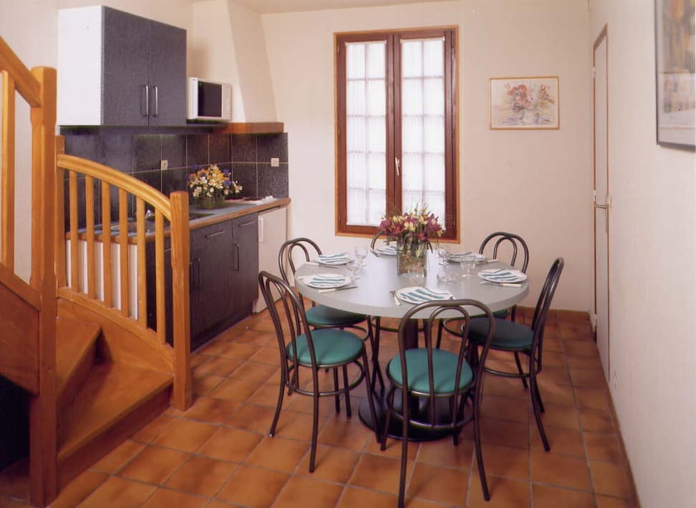 Фото Les Barmonts