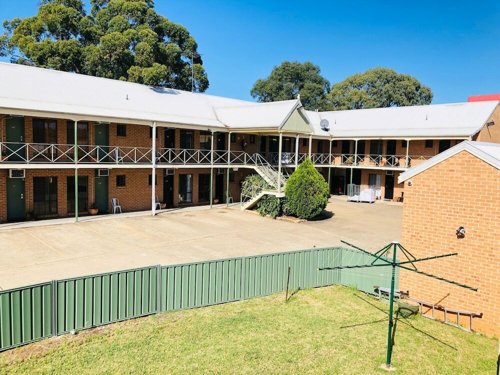 Фото Campbelltown Colonial Motor Inn