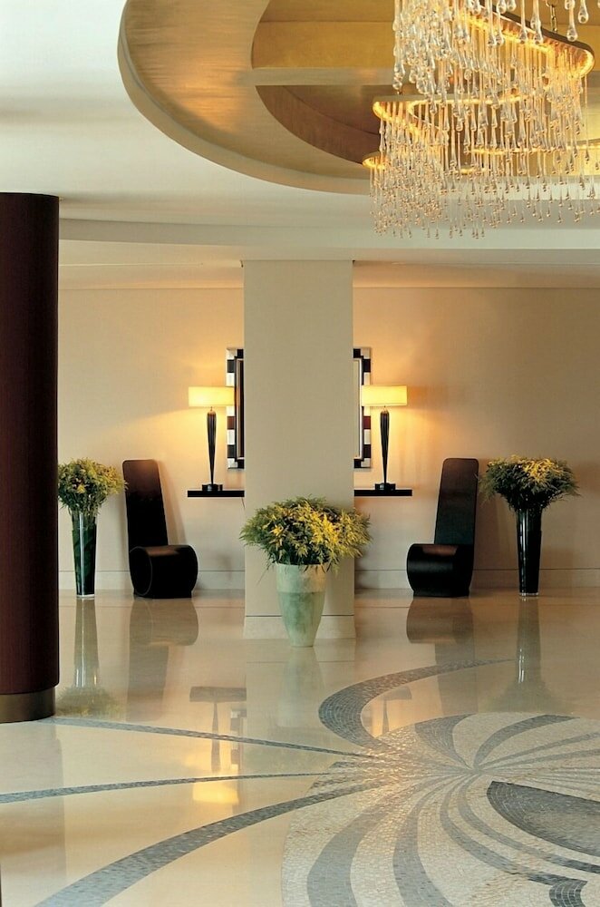 Фото Amphitryon Hotel