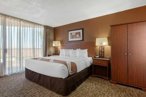 Гостиница Quality Inn View of Lake Powell - Page