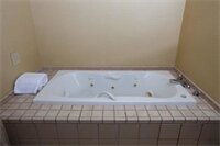 Фото Holiday Inn Express Castro Valley - East Bay, an Ihg Hotel