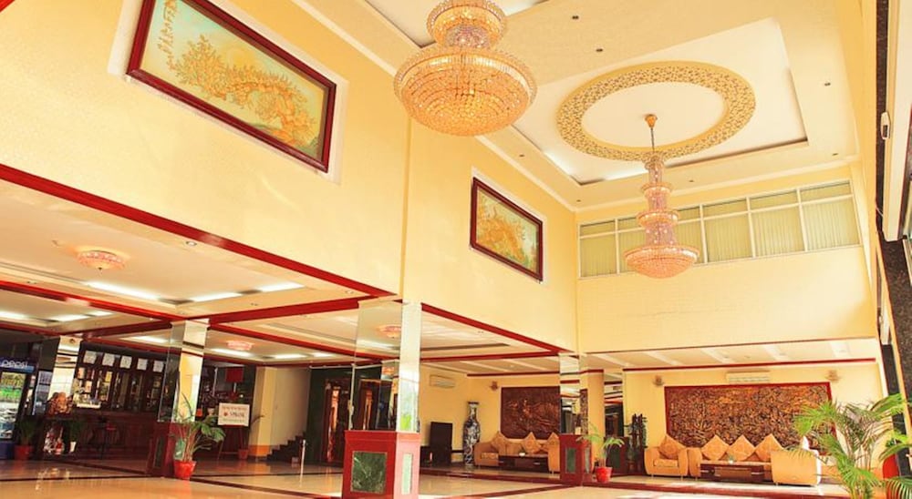 Фото Lan Vy Hotel