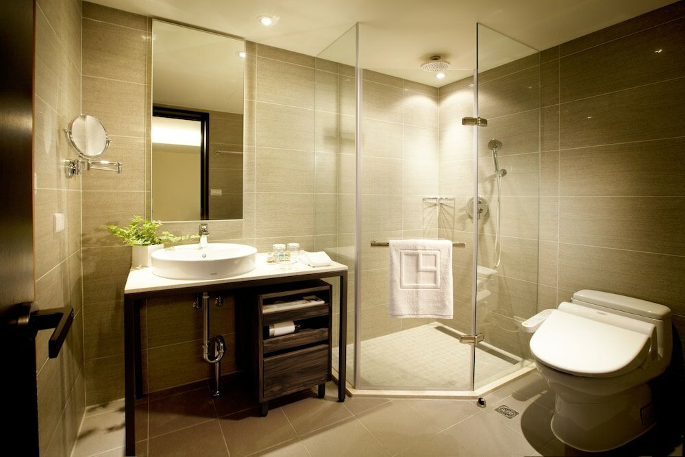 Фото The Corner House