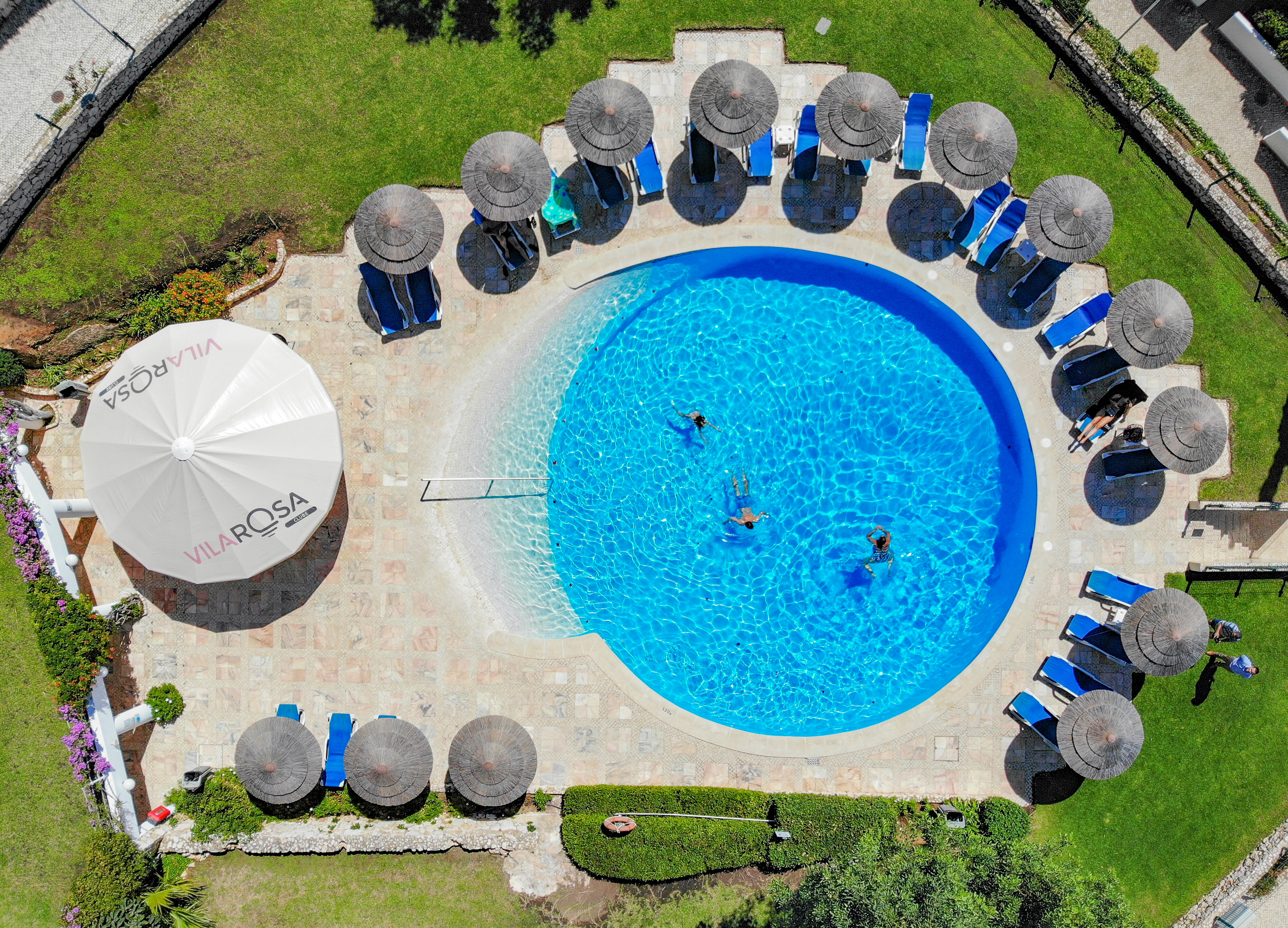 Фото Apartamentos Turísticos Clube Vilarosa