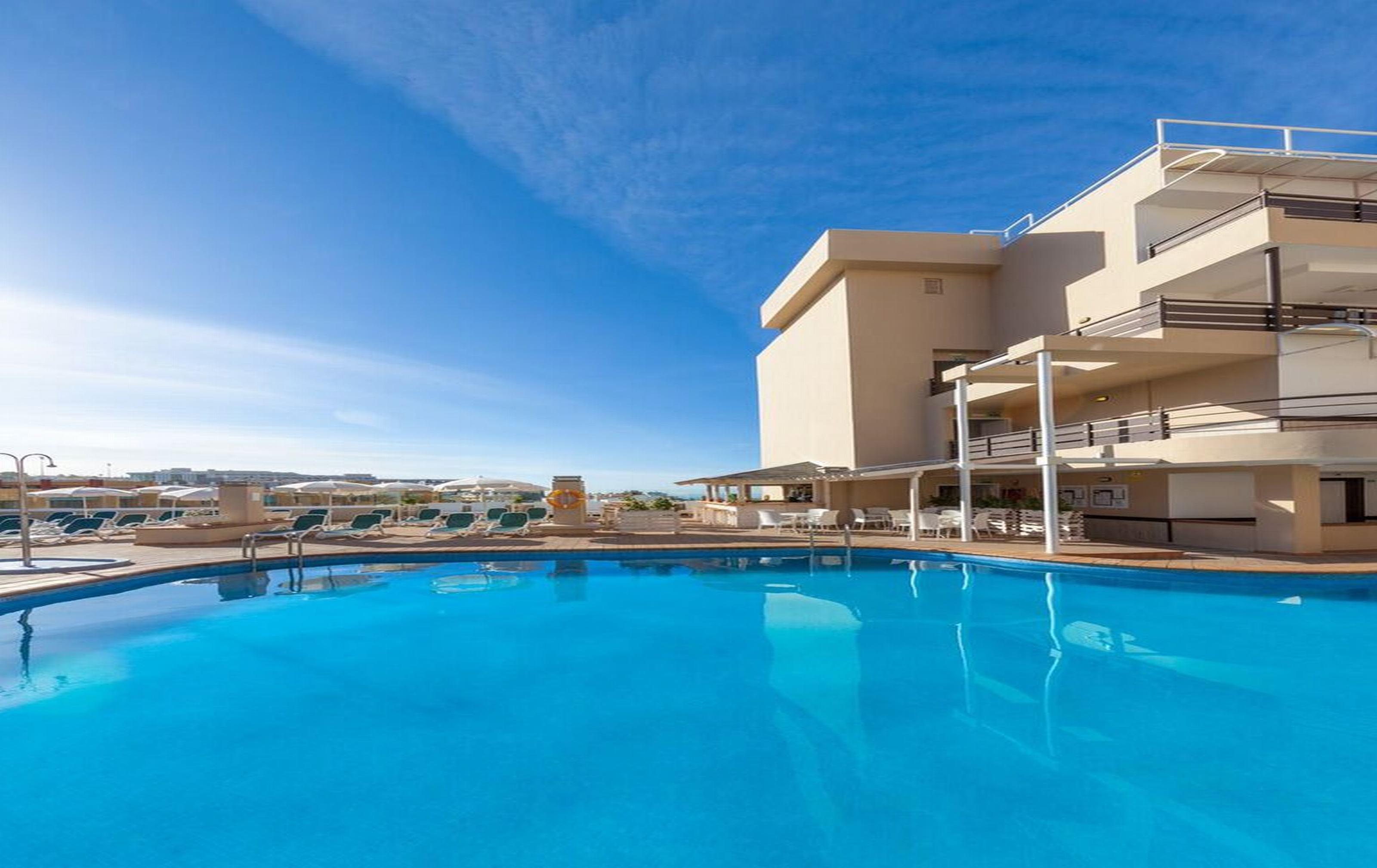 Фото Aparthotel Los Dragos del Sur