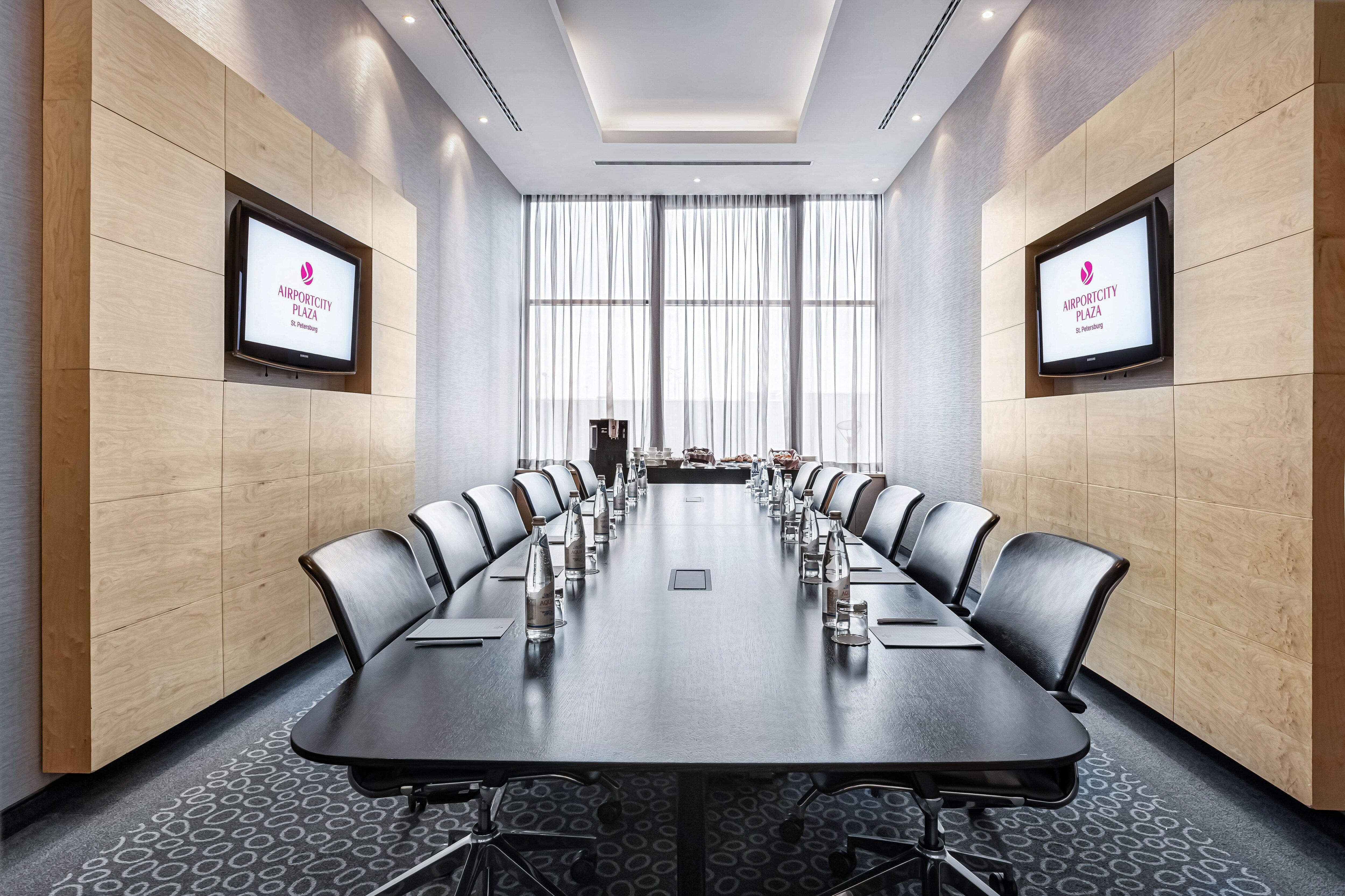 Фото Аэропортсити Плаза