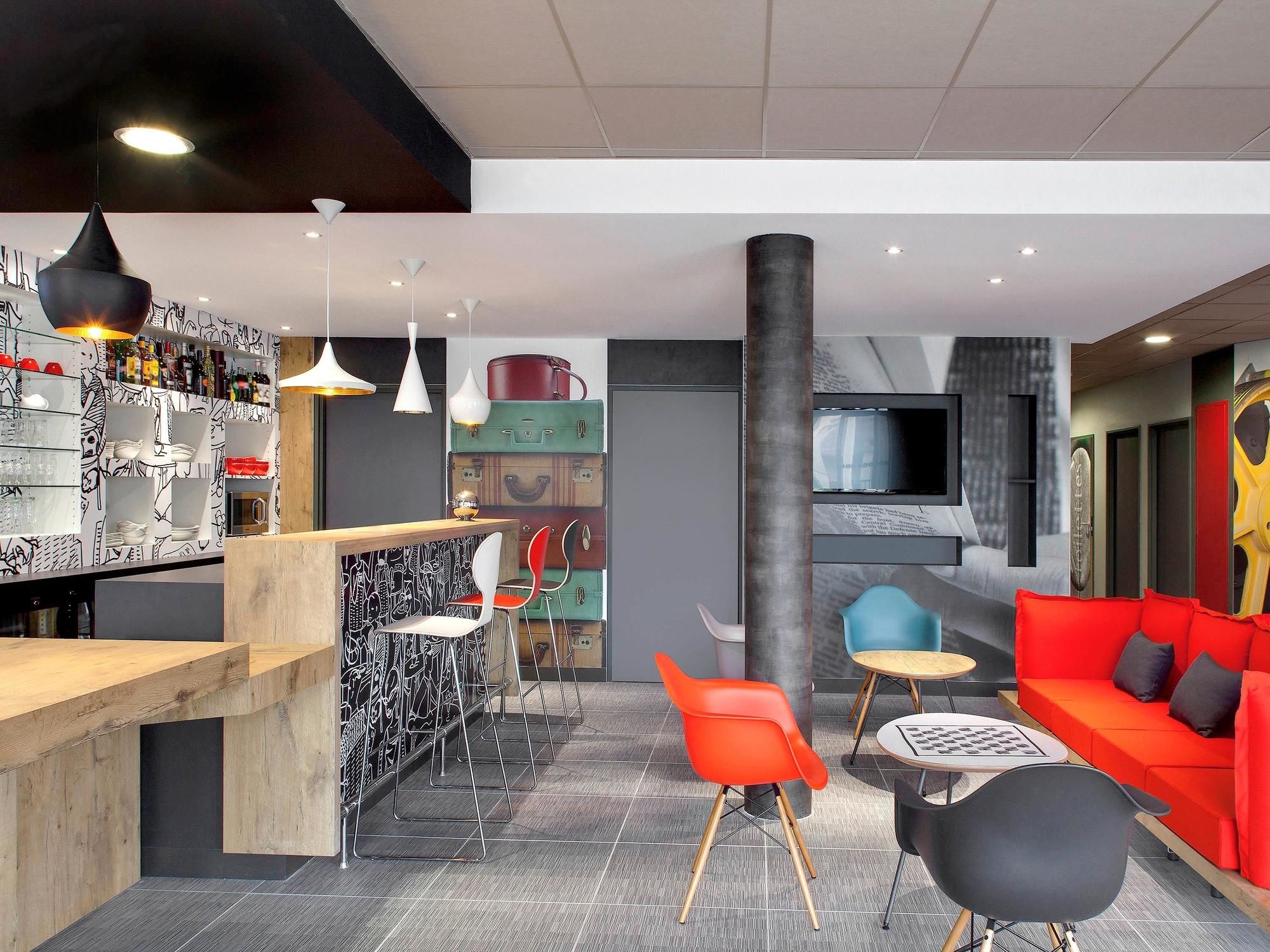 Фото Ibis Clermont Ferrand Nord Riom