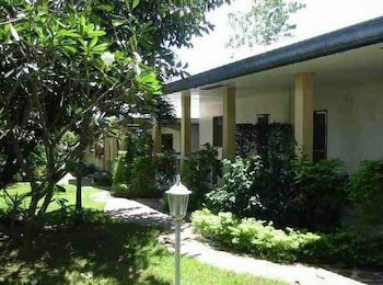 Фото Lapu Lapu Cottages and Restaurant