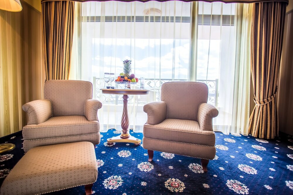 Фото Palace Marina Dinevi Hotel