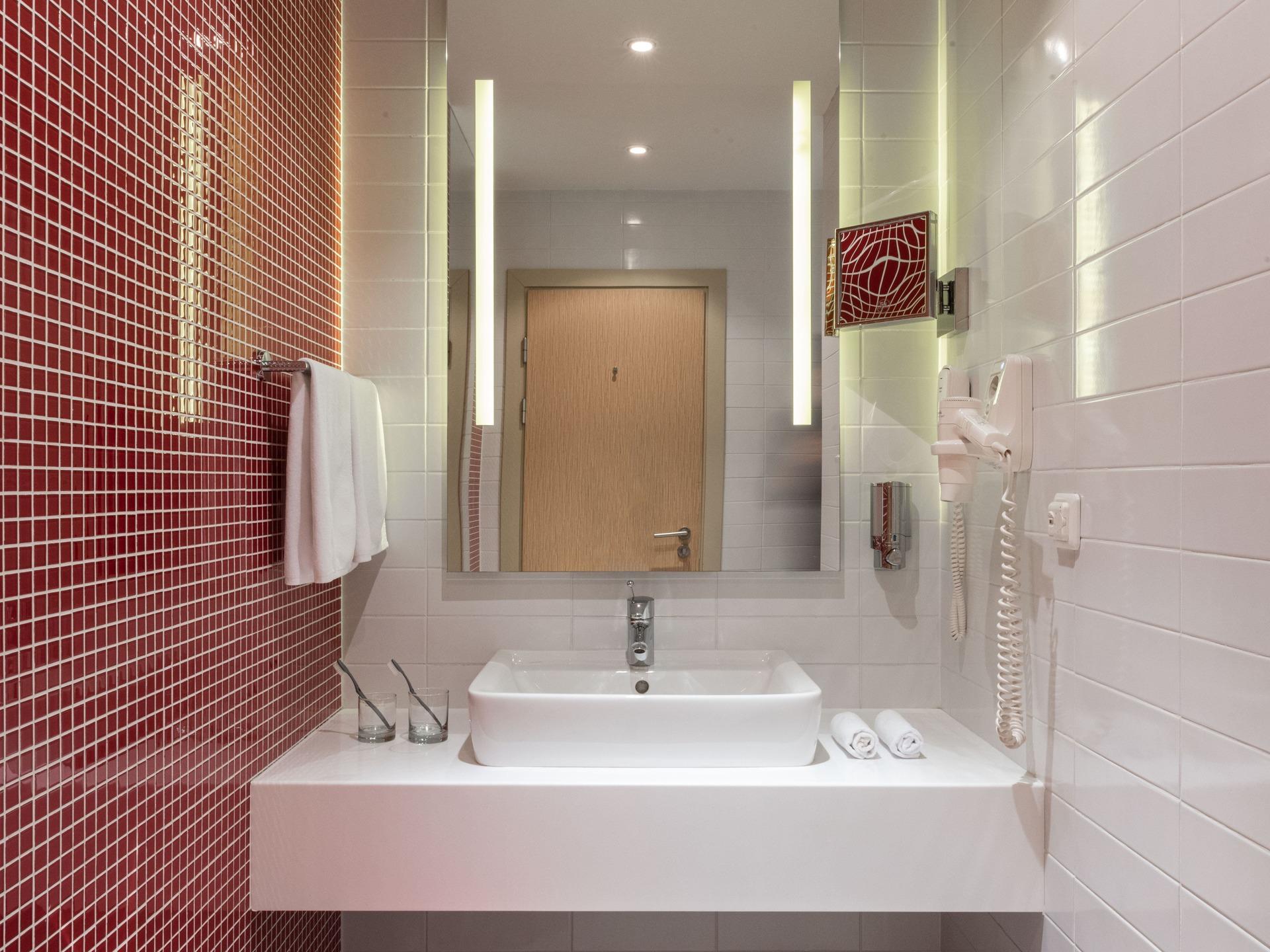 Фото Cosmos Novosibirsk Hotel