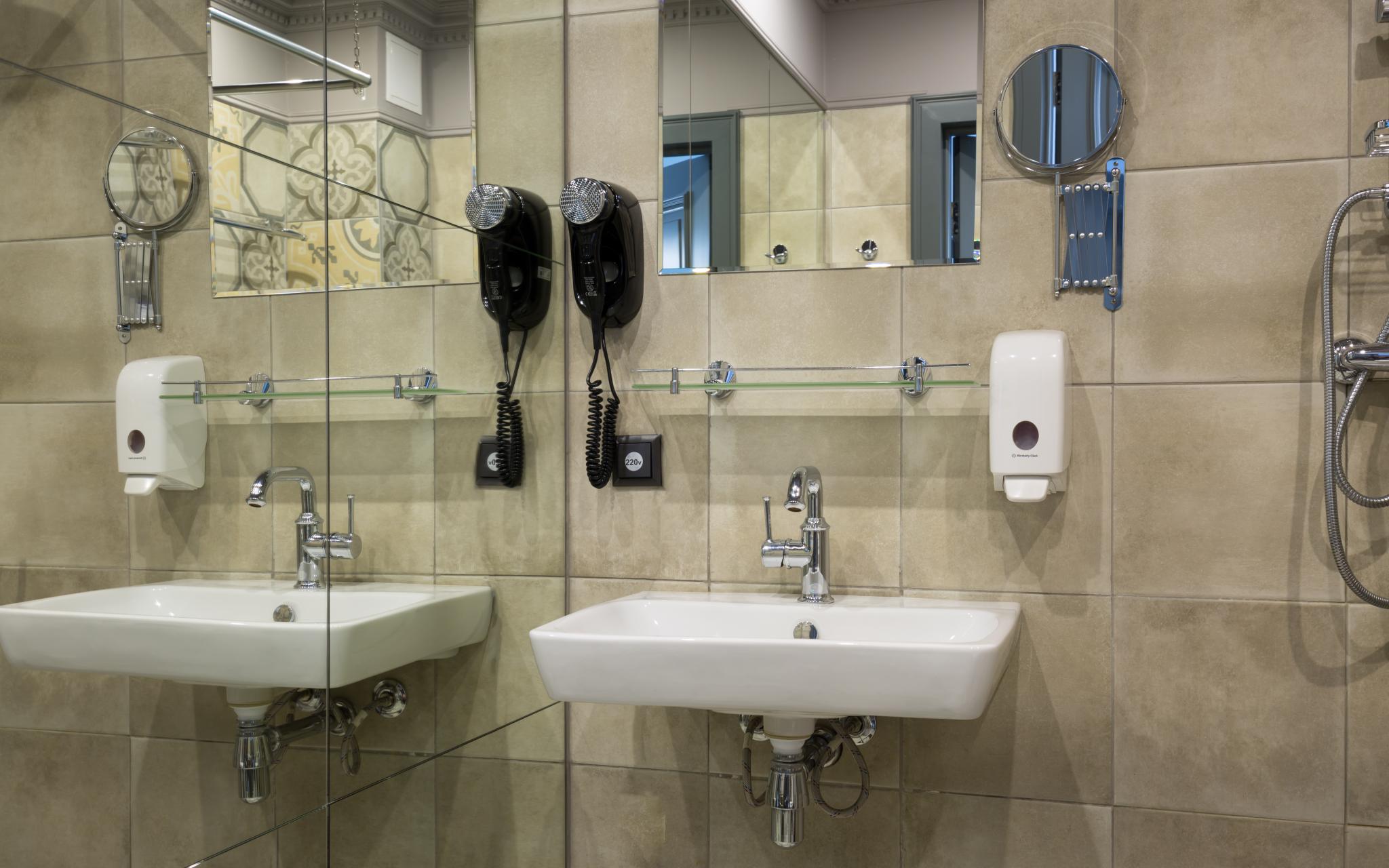 Фото Station Premier S10