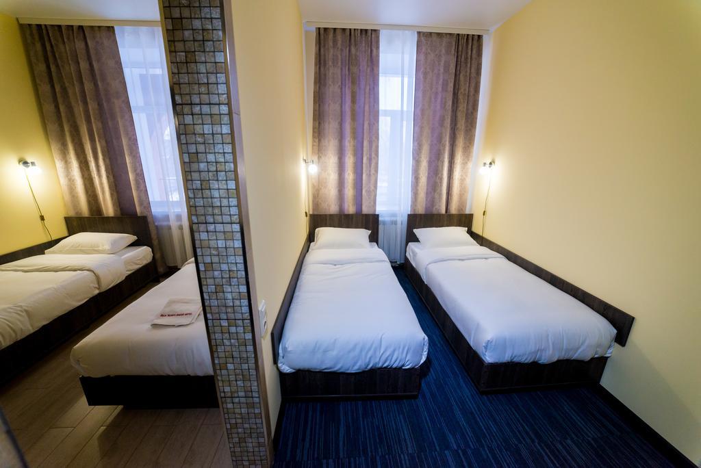 Фото Красный Подсолнух