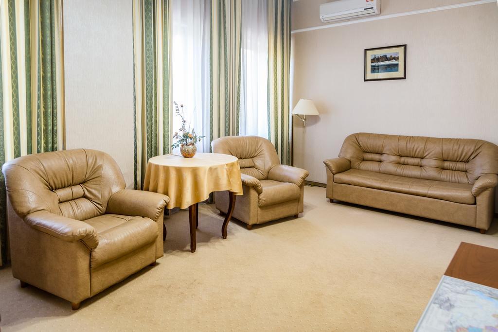 Фото Премьер