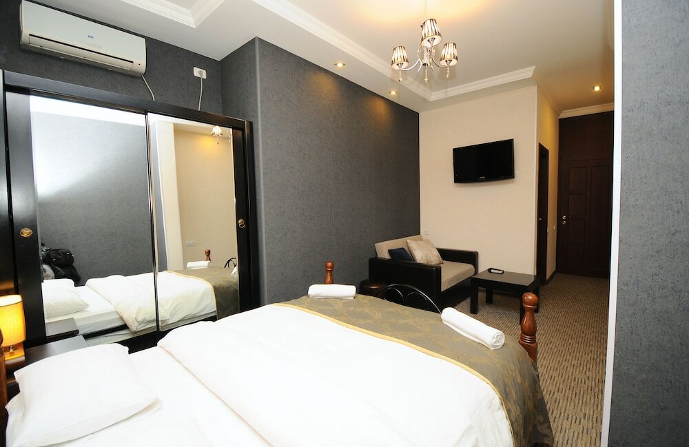 Фото Old Castello Hotel And Sheesha Cafe