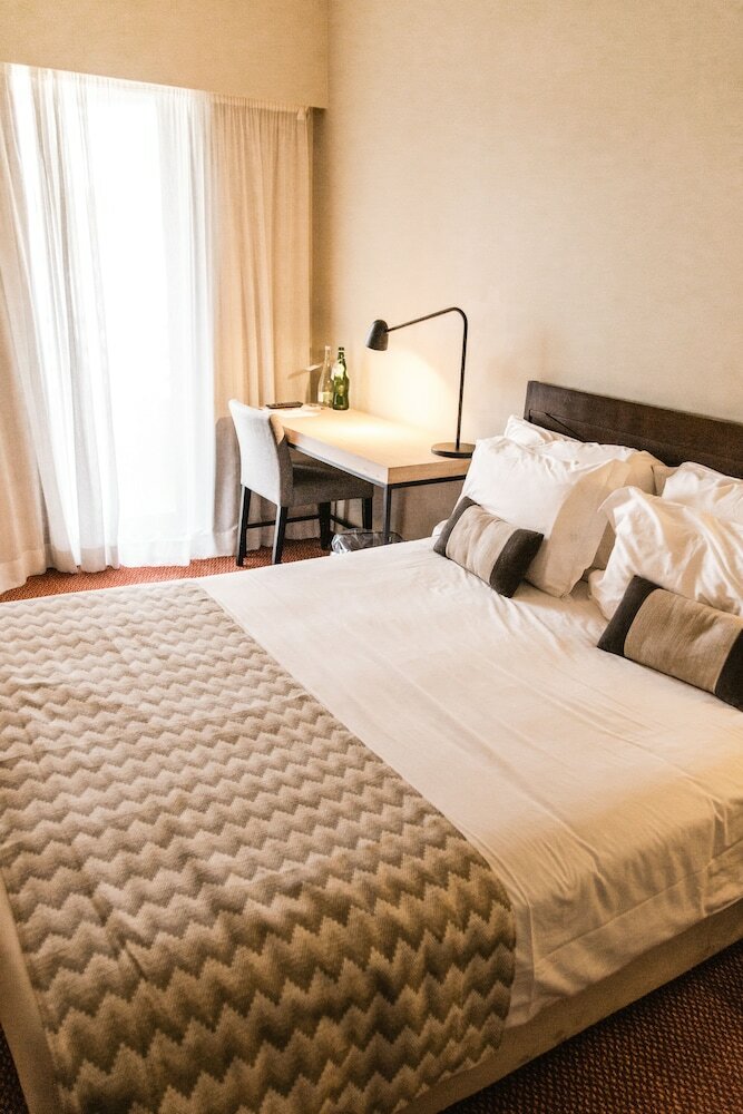 Фото Evora Hotel