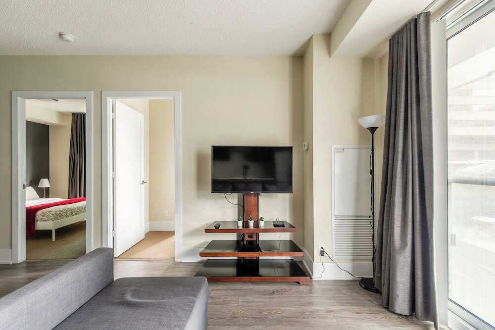 Фото World Wide Stays Suite - Cn Tower