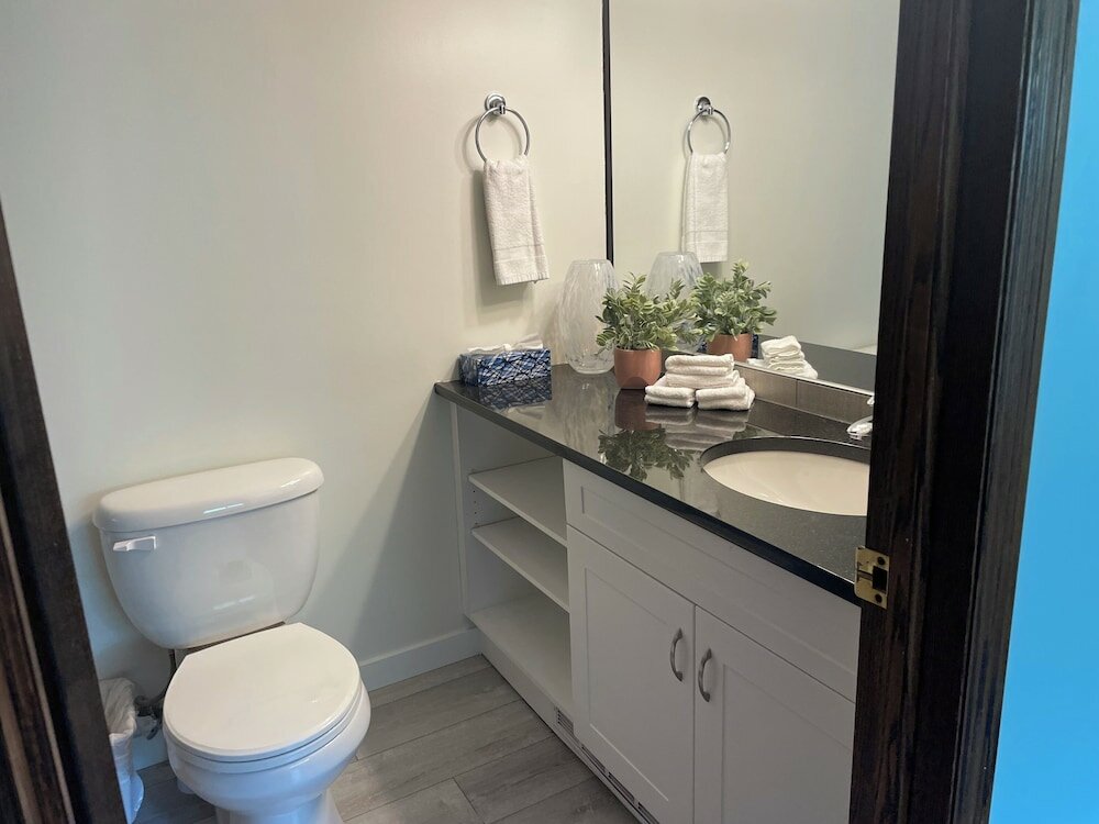 Фото 6Br Chalet i Ski Out i Private HotTub