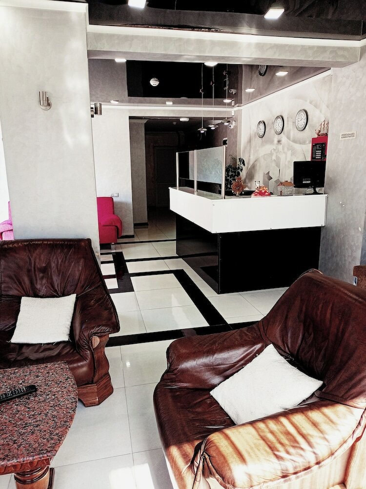 Фото Отель Batumi Inn