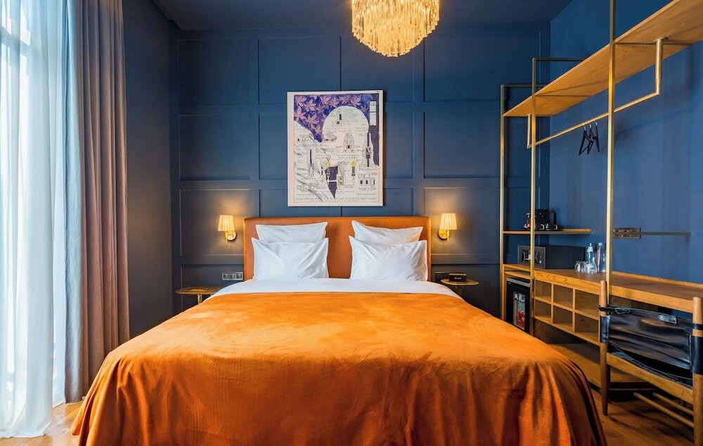 Фото Zorba & Bond hotel on the 8th