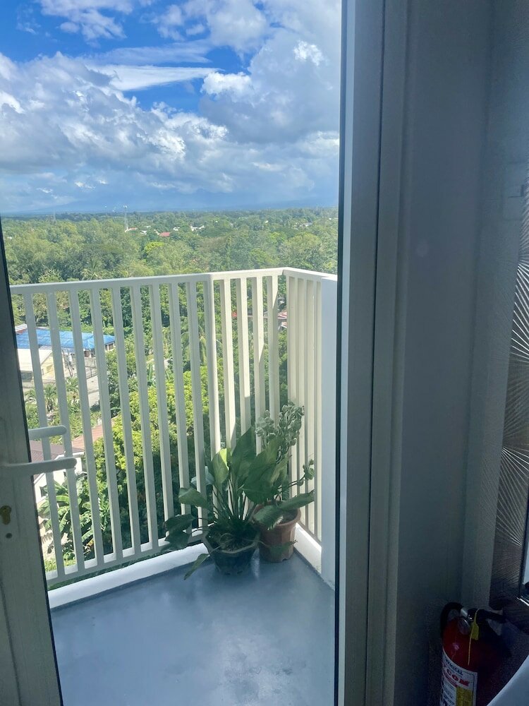 Фото Mesavirre Garden Residences