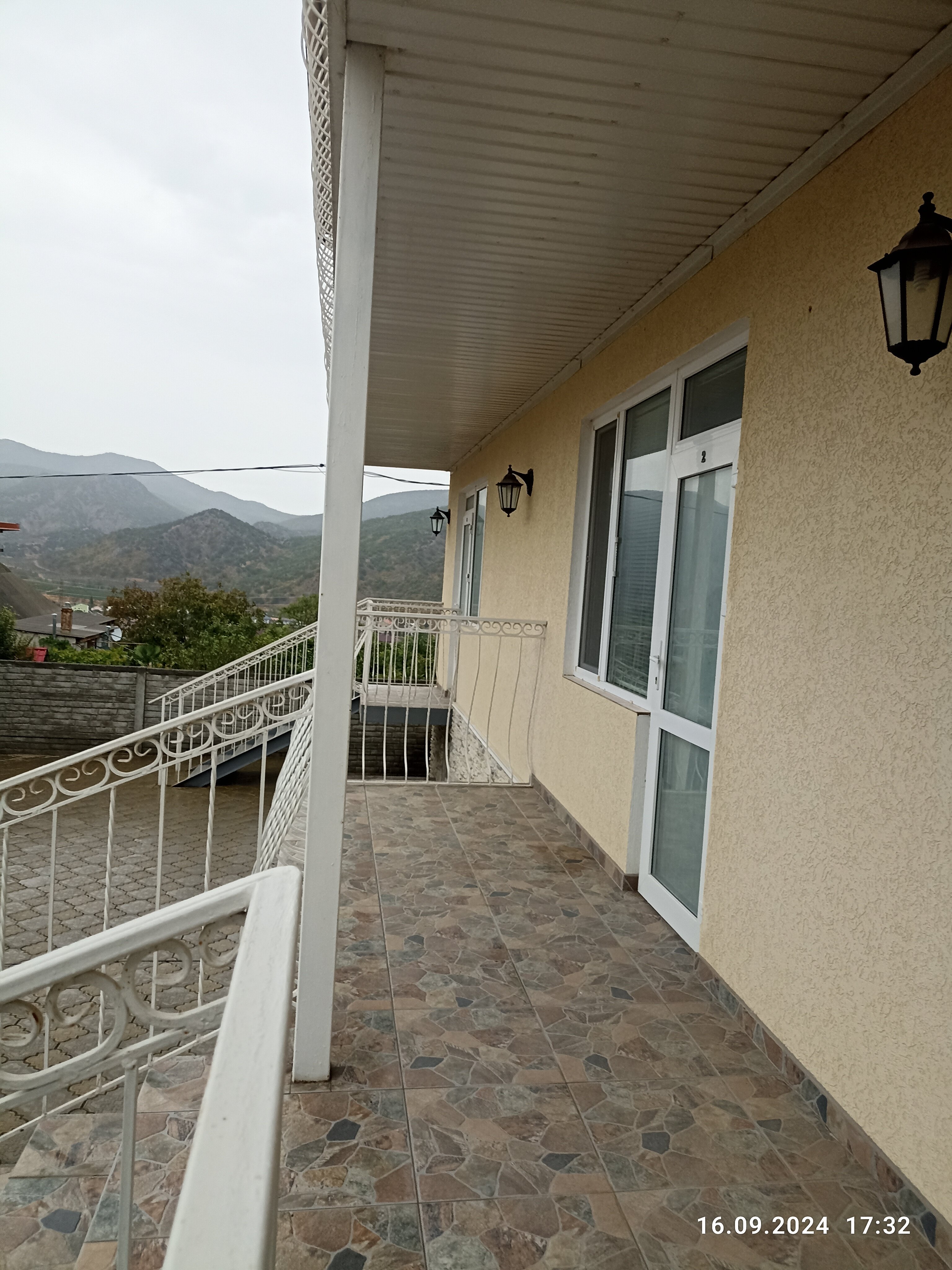 Фото Солнечный