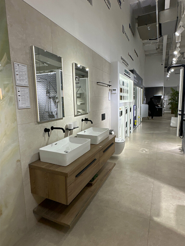 Plumbing shop Aquazone, Dubai, photo