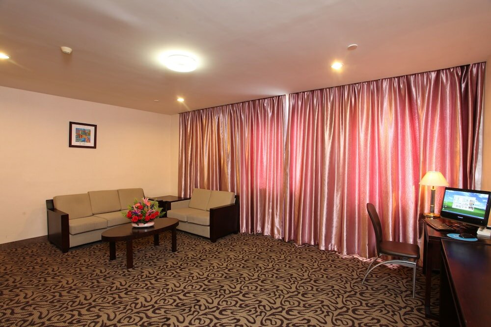 Фото Xin Hua Hotel Guangzhou