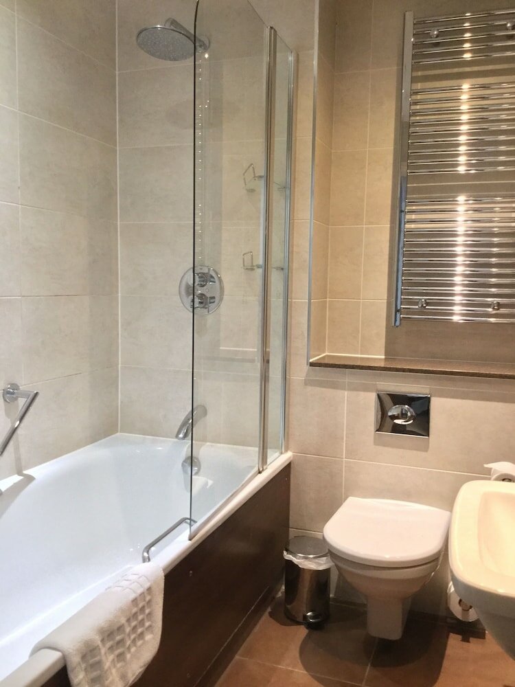 Фото The Boleyn Hotel