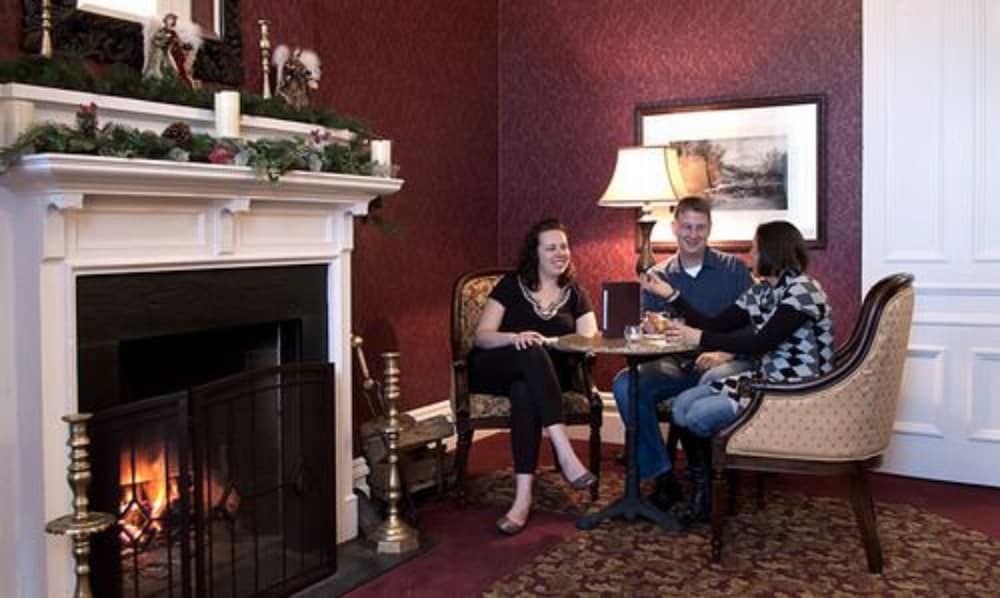 Фото The Priory Hotel