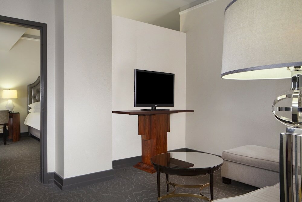 Фото Silversmith Hotel Chicago Downtown