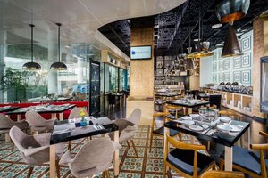 Гостиница Blue Sky Hotel Petamburan