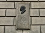 Memorial Plaque in Honor of V. Lenin (Kiyevskogo Vokzala Square, 1), memorial plaque, foundation stone