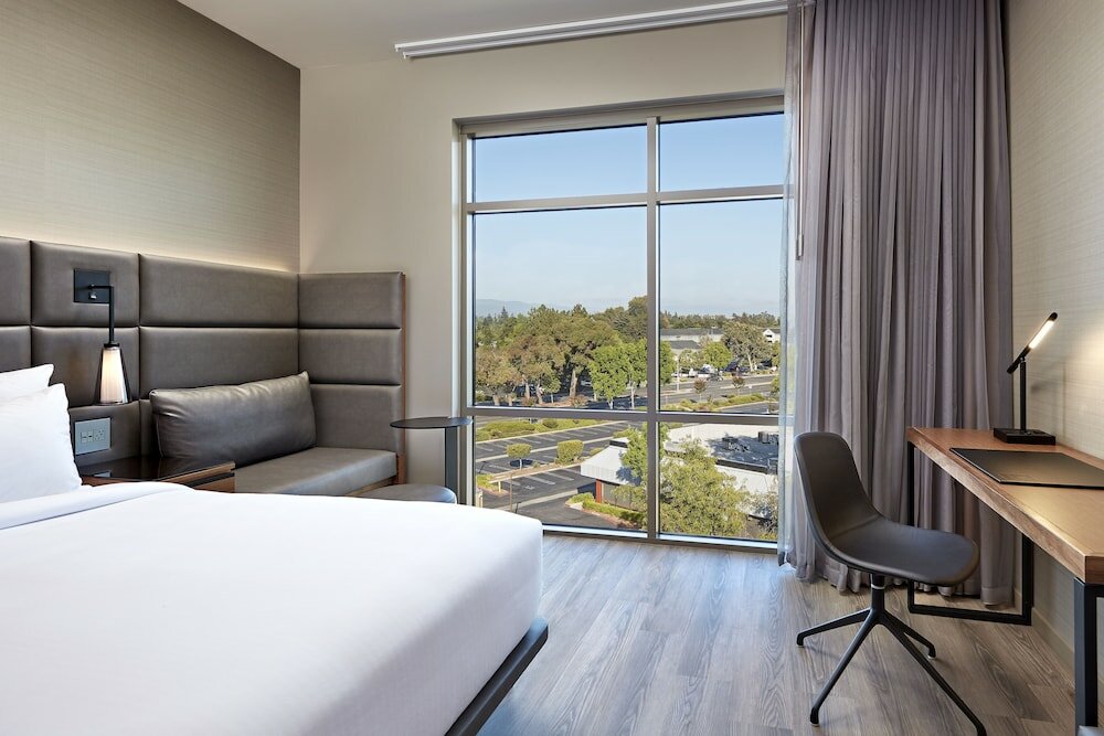 Фото Ac Hotel by Marriott Sunnyvale Cupertino