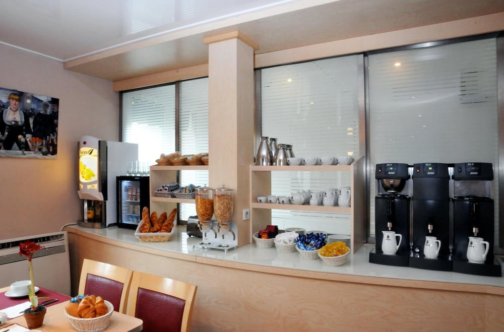 Фото Hotel du Lion