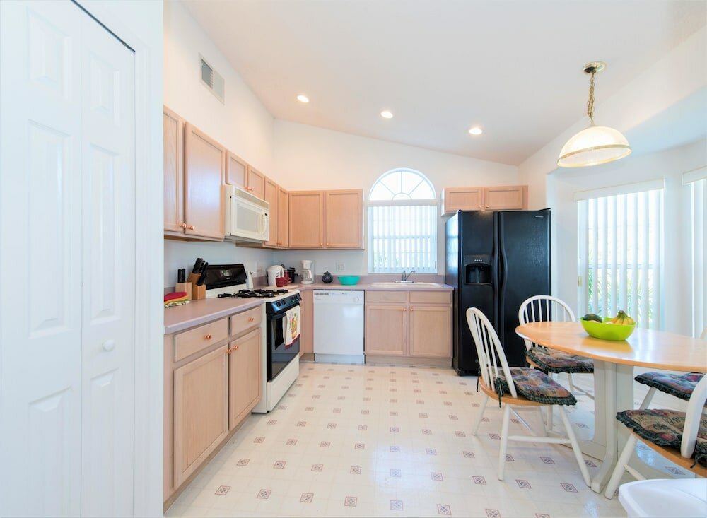 Фото Honey Pot Villa 4 Bedroom