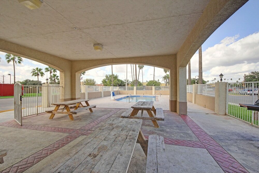 Фото Motel 6 Edinburg, Tx