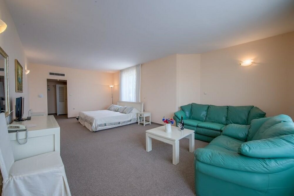 Фото Alekta Hotel