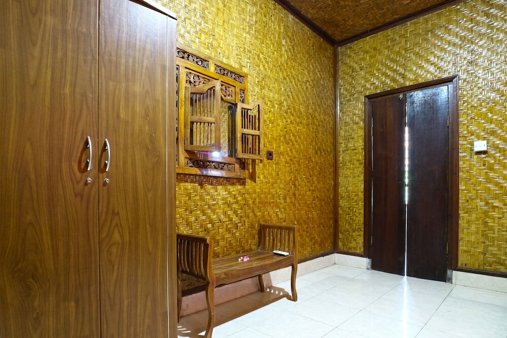 Фото Ubud Kerta City Hotel