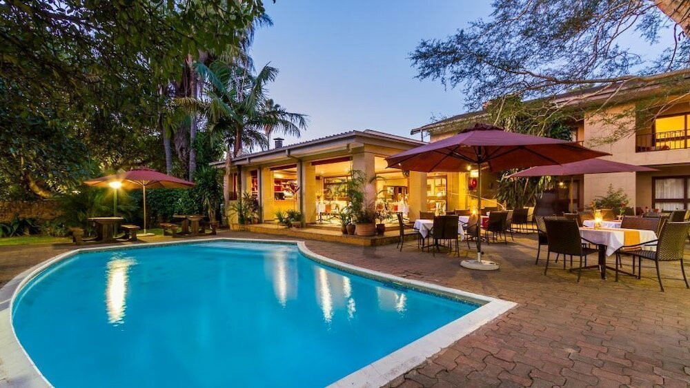 Фото Hotel Numbi and Garden Suites