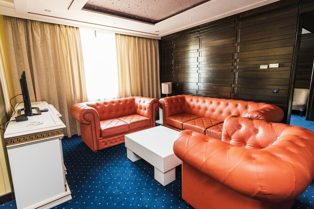 Фото Hotel Holiday