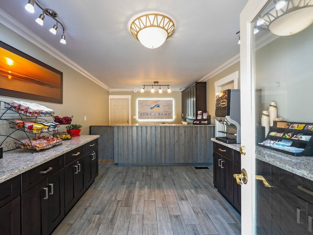 Фото Surf & Sand Lodge