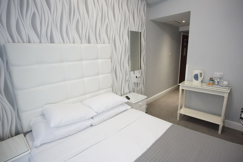 Фото Swinton Hotel