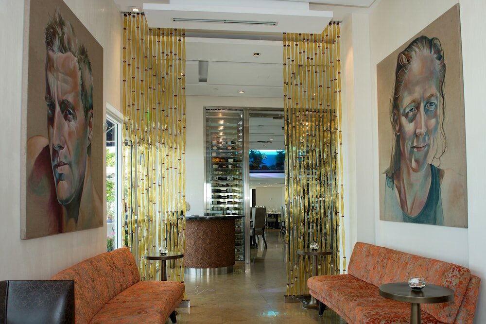 Фото Royal Blues Hotel