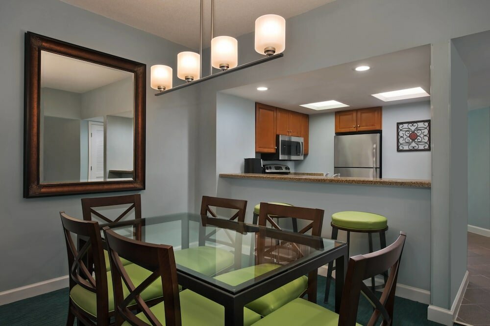 Фото Marriott's Harbour Point and Sunset Pointe at Shelter Cove