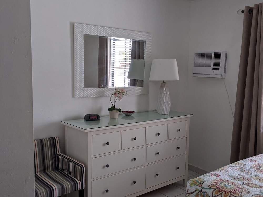 Фото Breakaway Inn