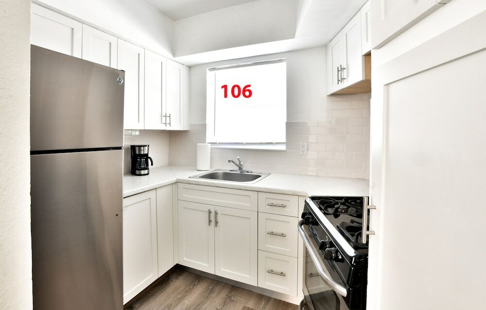 Фото Broadway Suites Downtown by RocketSTAY