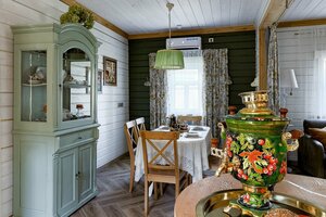 Yellow Stars Inn