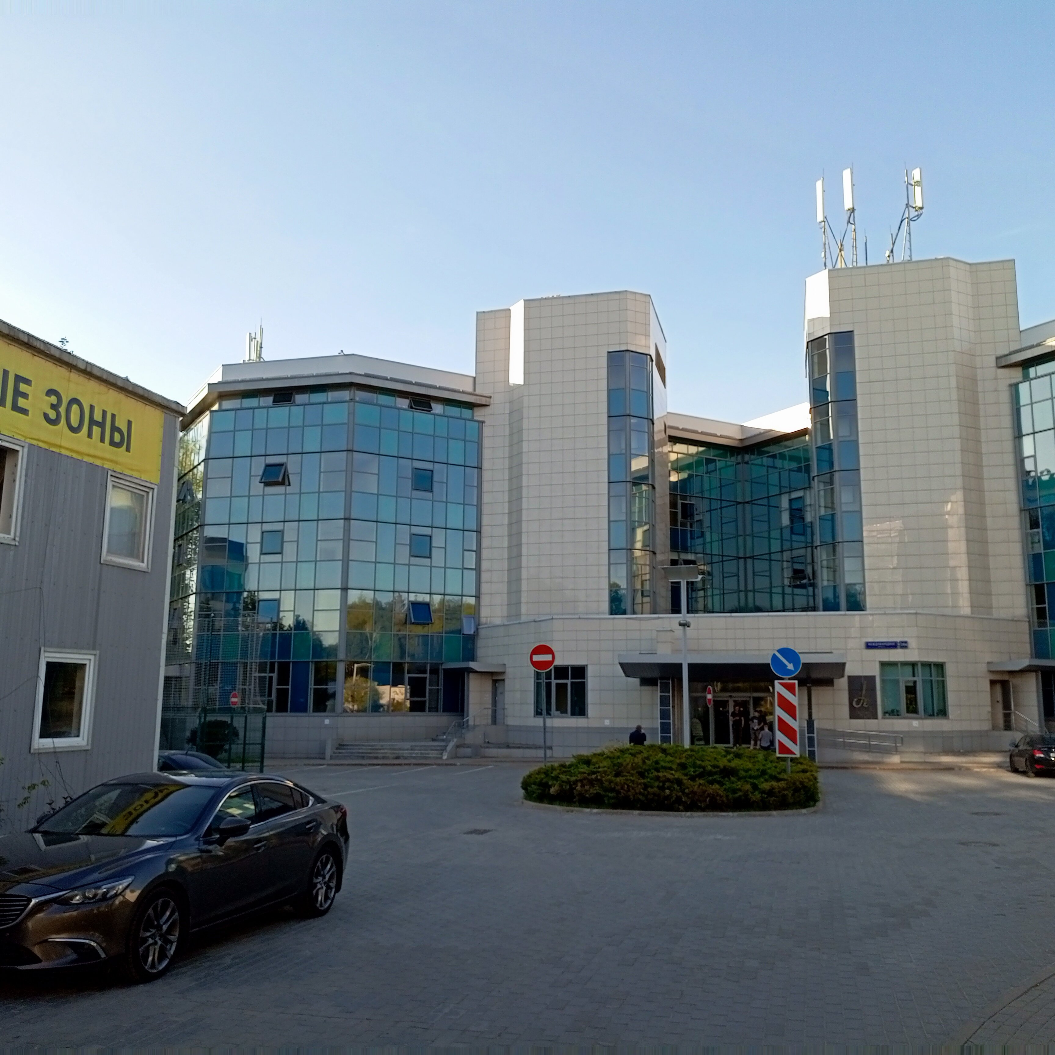 Фото Skypoint Hotel