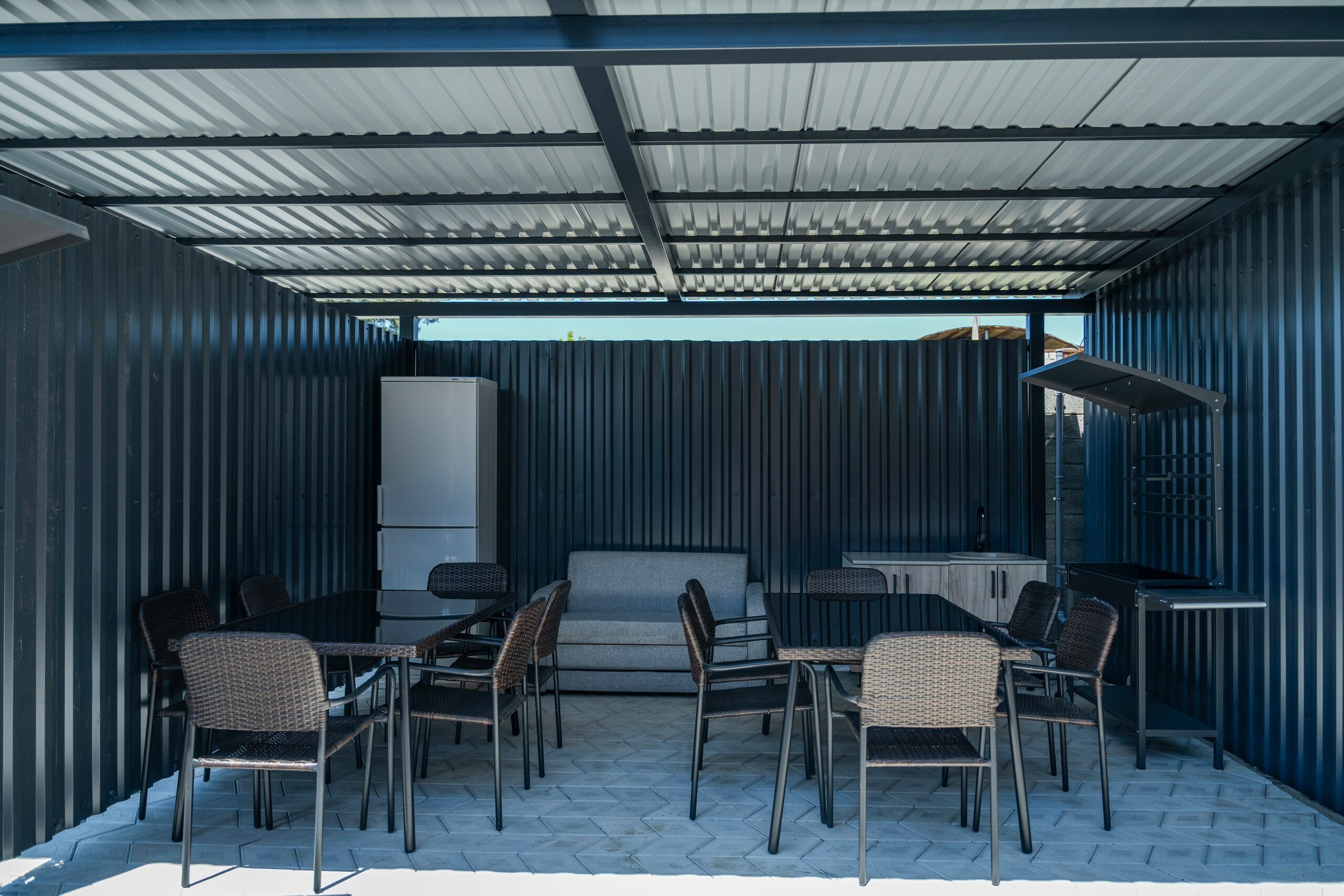 Фото Dионис